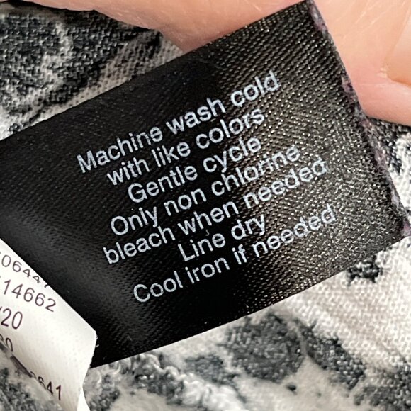 Lane Bryant Top Womens 18 Black White Floral Button Down Tunic Hi Low Casual - Picture 6 of 8